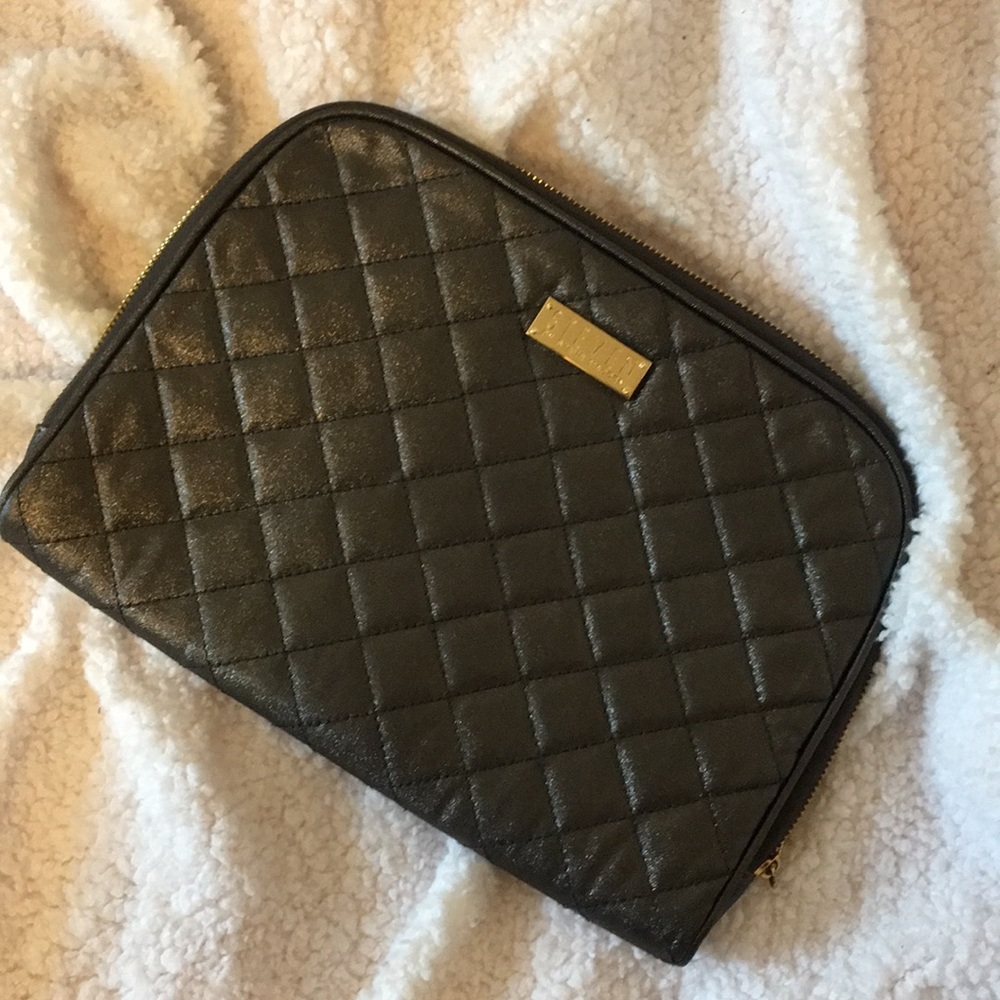 Steve Madden Tablet Sleeve/Bag